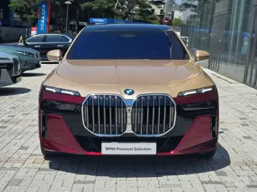 2024 BMW 7 серии с пробегом 8 503 км
