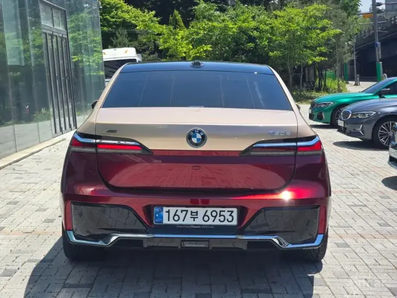 2024 BMW 7 серии с пробегом 8 503 км