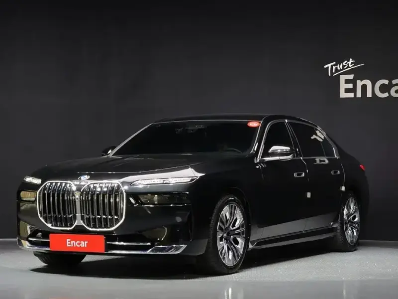 2023 BMW 7 серии с пробегом 38 555 км