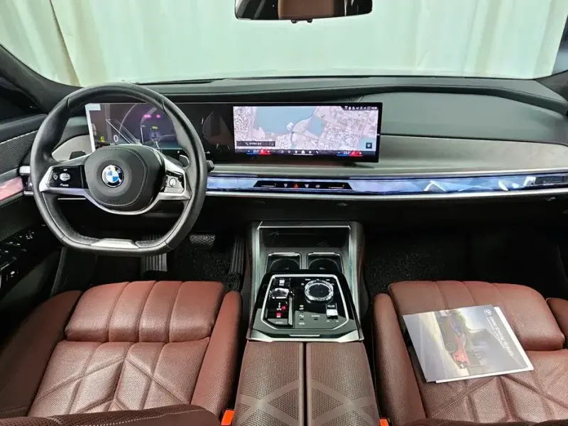 2023 BMW 7 серии с пробегом 38 555 км