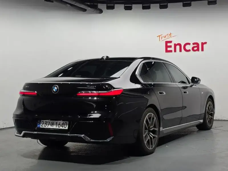 2024 BMW 7 серии с пробегом 22 248 км