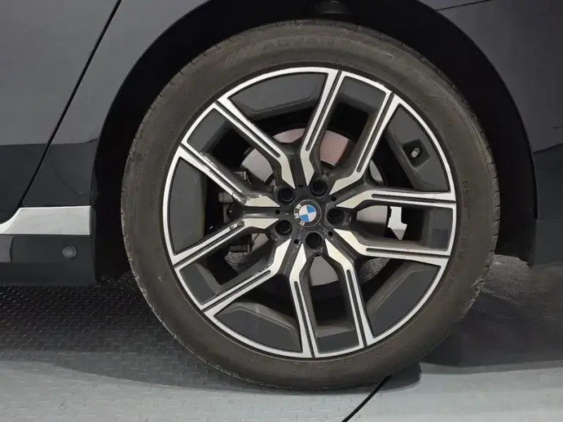 2024 BMW 7 серии с пробегом 22 248 км