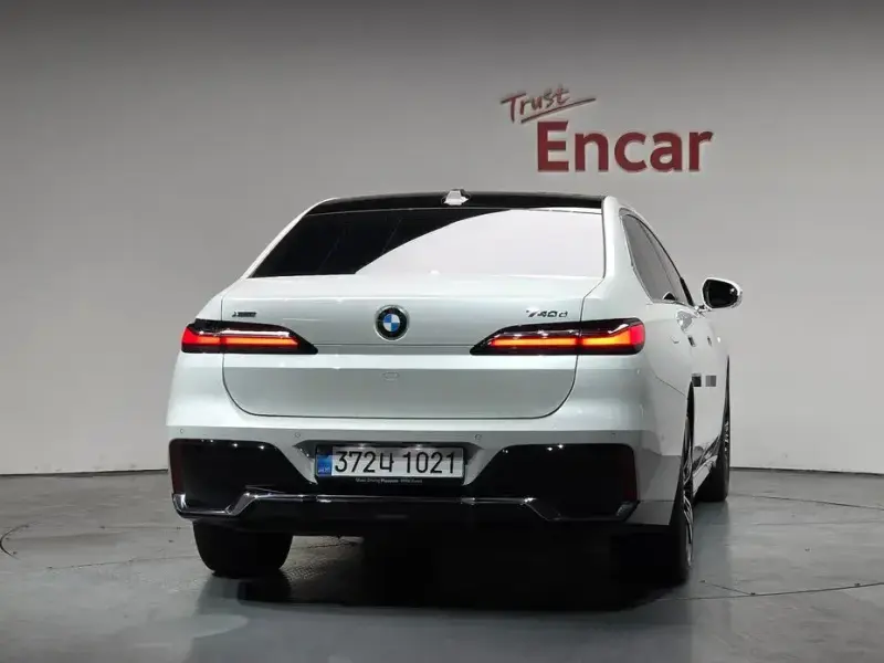 2025 BMW 7 серии с пробегом 5 818 км
