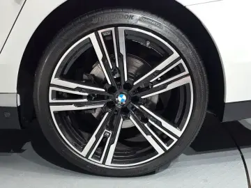 2025 BMW 7 серии с пробегом 5 818 км