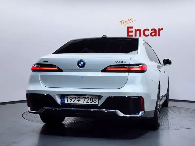 2024 BMW 7 серии с пробегом 36 899 км