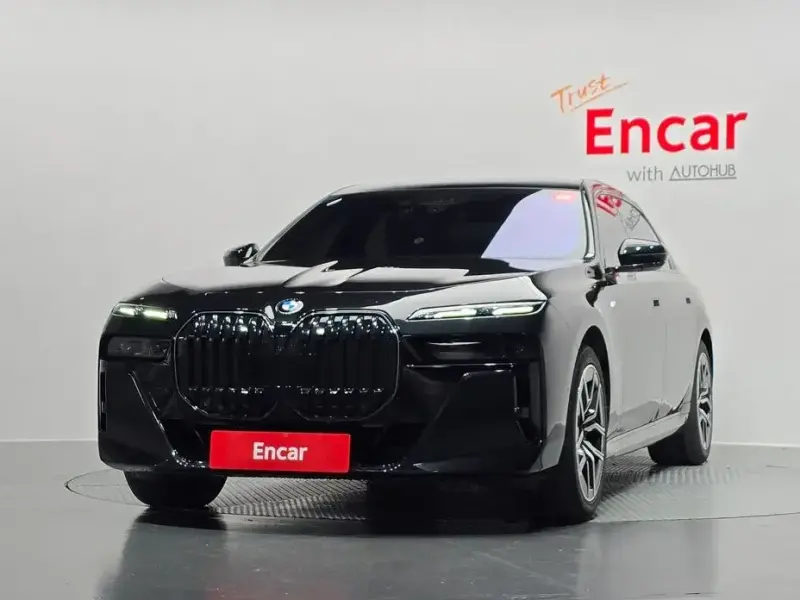2025 BMW 7 серии с пробегом 17 546 км