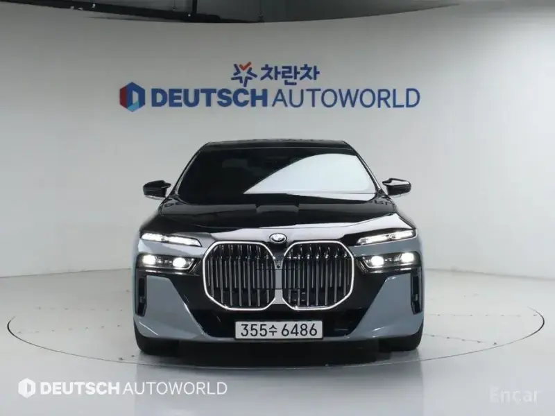 2023 BMW 7 серии с пробегом 33 953 км