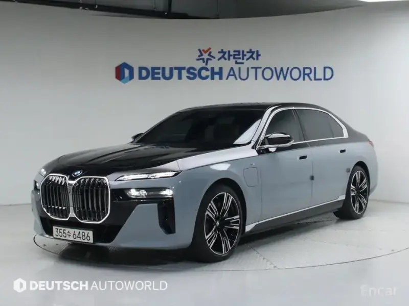 2023 BMW 7 серии с пробегом 33 953 км