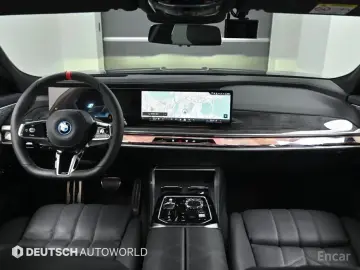 2023 BMW 7 серии с пробегом 33 953 км