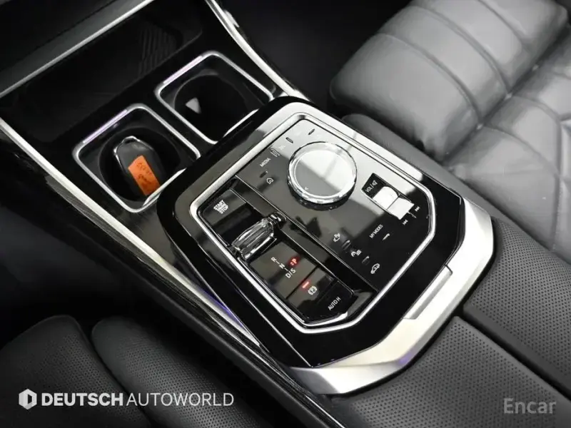 2024 BMW 7 серии с пробегом 28 983 км