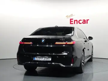 2025 BMW 7 серии с пробегом 15 398 км