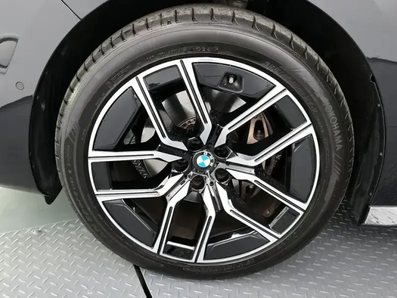 2025 BMW 7 серии с пробегом 15 398 км