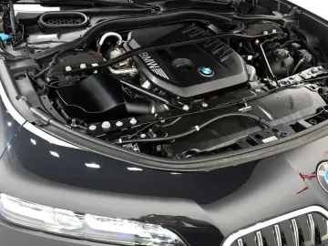 2025 BMW 7 серии с пробегом 15 398 км