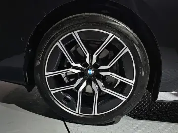 2025 BMW 7 серии с пробегом 15 072 км