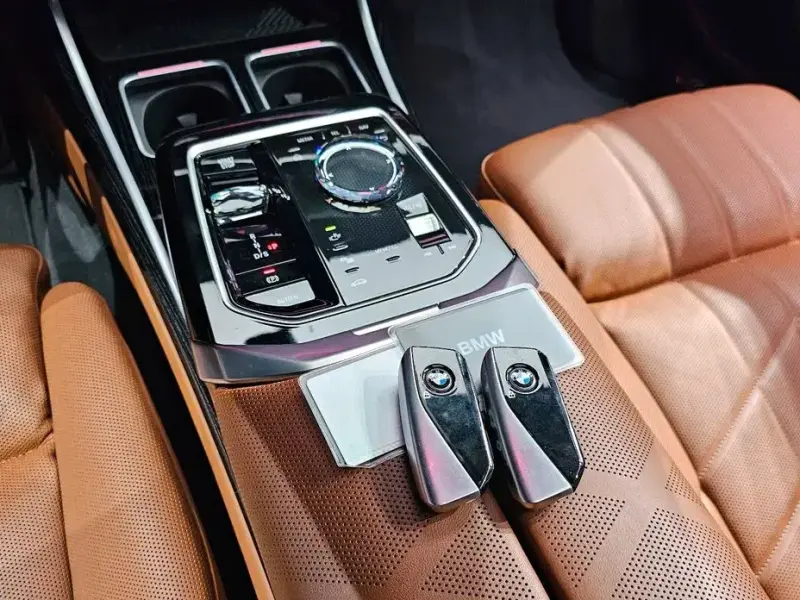 2025 BMW 7 серии с пробегом 15 072 км