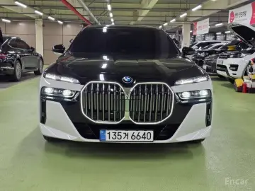 2024 BMW 7 серии с пробегом 13 036 км