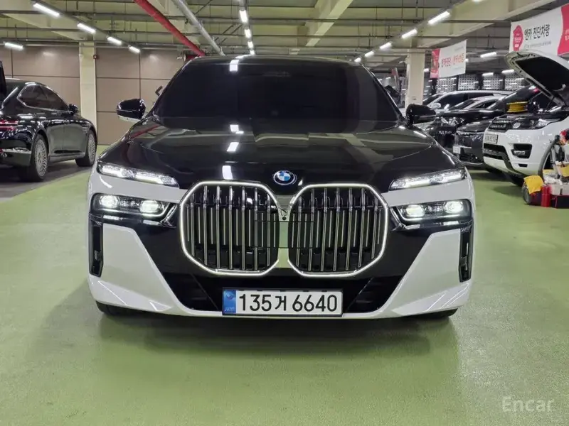 2024 BMW 7 серии с пробегом 13 036 км