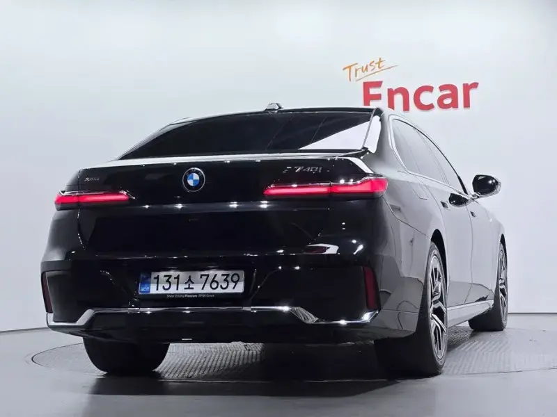 2025 BMW 7 серии с пробегом 8 375 км