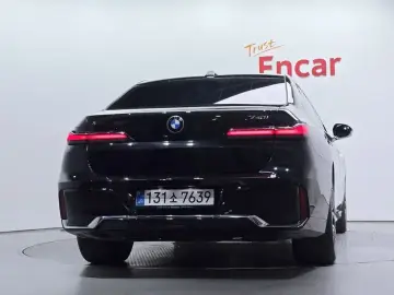 2025 BMW 7 серии с пробегом 8 375 км