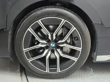 2025 BMW 7 серии с пробегом 8 375 км