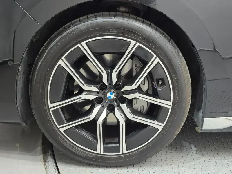 2025 BMW 7 серии с пробегом 8 375 км