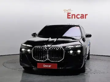 2025 BMW 7 серии с пробегом 17 689 км