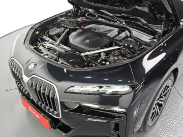 2025 BMW 7 серии с пробегом 17 689 км