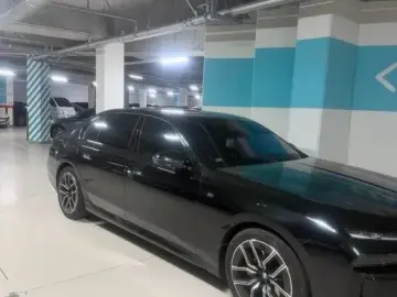 2024 BMW 7 серии с пробегом 30 350 км