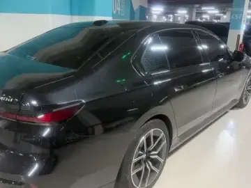 2024 BMW 7 серии с пробегом 30 350 км