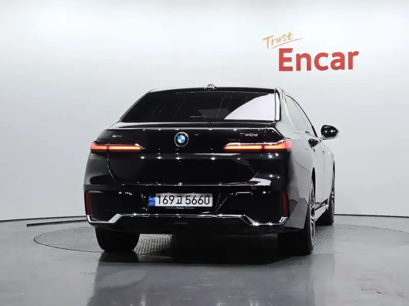 2024 BMW 7 серии с пробегом 25 343 км