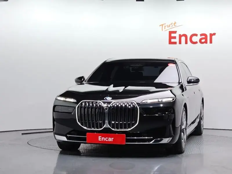 2023 BMW 7 серии с пробегом 20 401 км