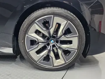 2023 BMW 7 серии с пробегом 20 401 км