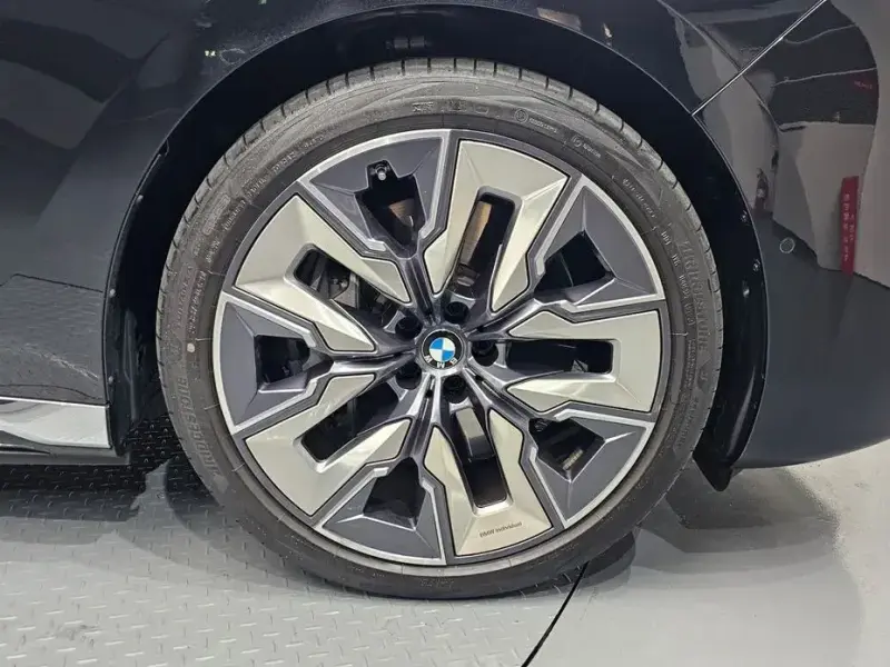 2023 BMW 7 серии с пробегом 20 401 км
