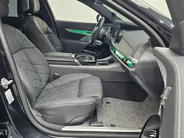 2023 BMW 7 серии с пробегом 20 401 км