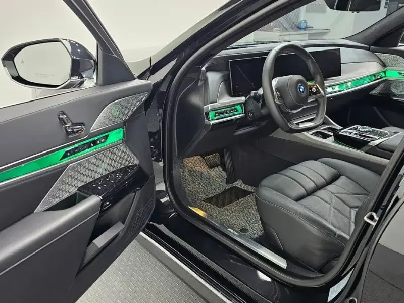 2023 BMW 7 серии с пробегом 20 401 км
