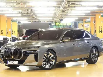 2024 BMW 7 серии с пробегом 7 100 км