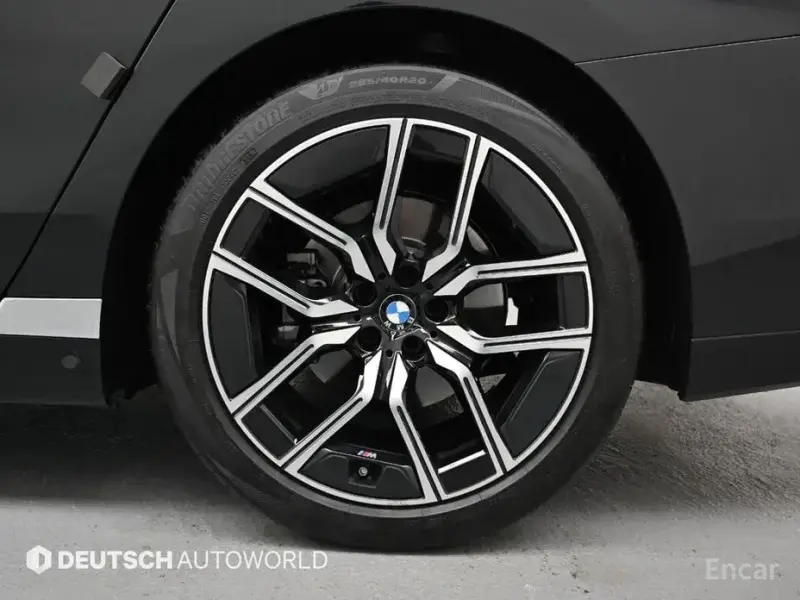 2024 BMW 7 серии с пробегом 24 288 км