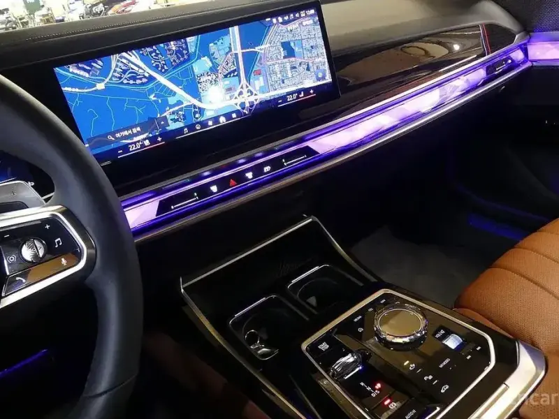 2024 BMW 7 серии с пробегом 7 100 км