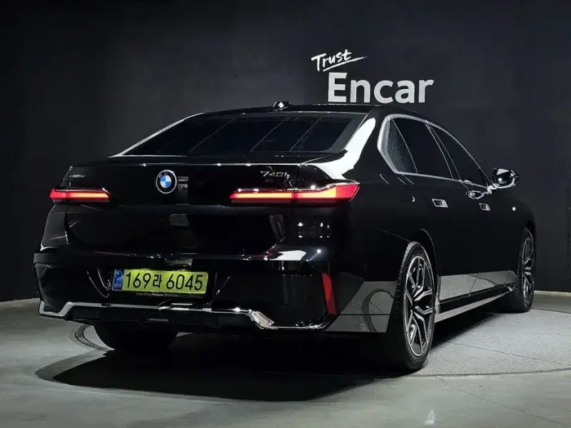 2025 BMW 7 серии с пробегом 5 567 км