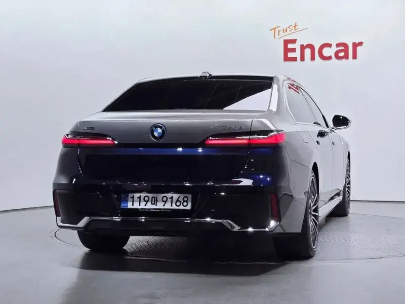 2025 BMW 7 серии с пробегом 7 400 км