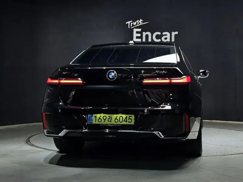 2025 BMW 7 серии с пробегом 5 567 км
