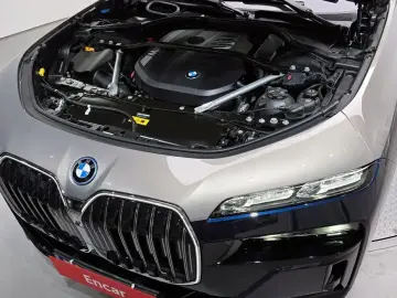 2025 BMW 7 серии с пробегом 7 400 км