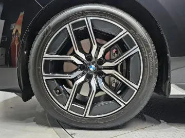2025 BMW 7 серии с пробегом 5 567 км
