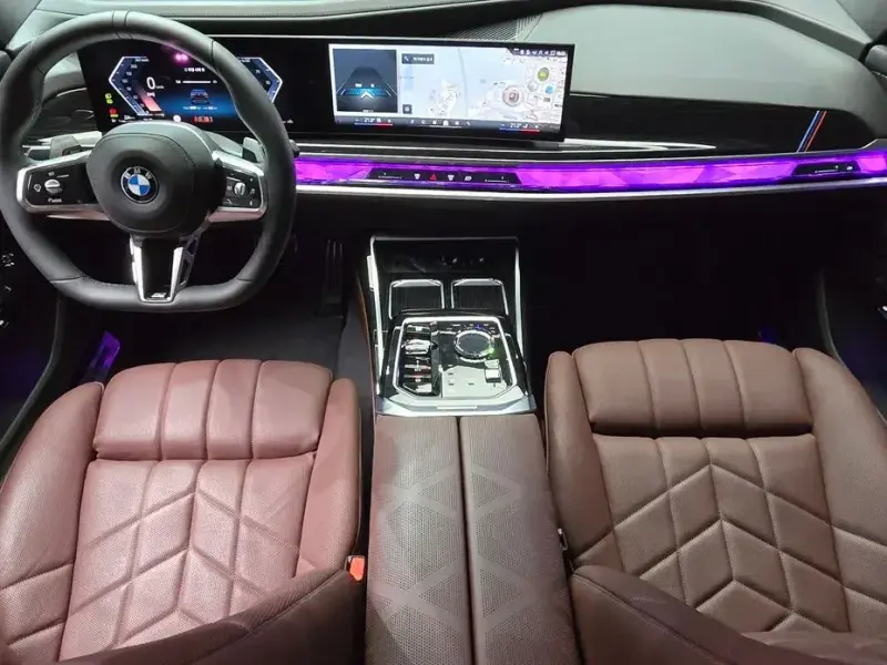 2025 BMW 7 серии с пробегом 5 567 км