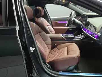 2025 BMW 7 серии с пробегом 5 567 км