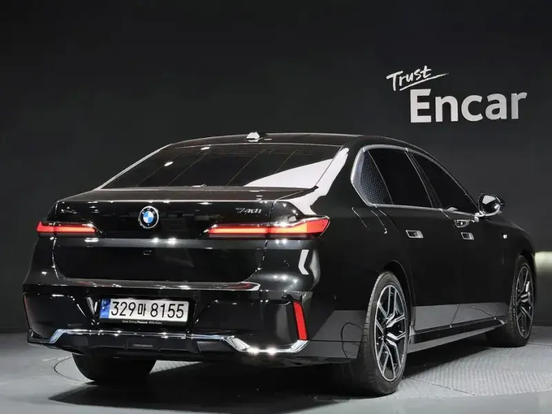 2024 BMW 7 серии с пробегом 36 652 км