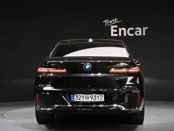 2024 BMW 7 серии с пробегом 25 959 км