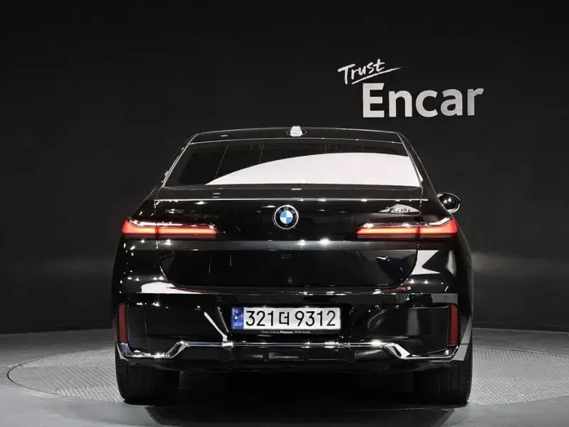 2024 BMW 7 серии с пробегом 25 959 км