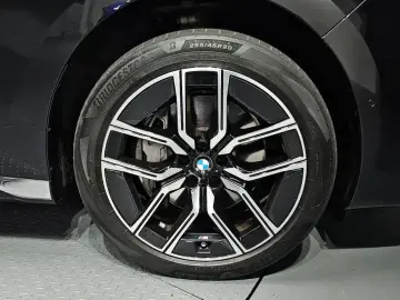 2024 BMW 7 серии с пробегом 25 959 км