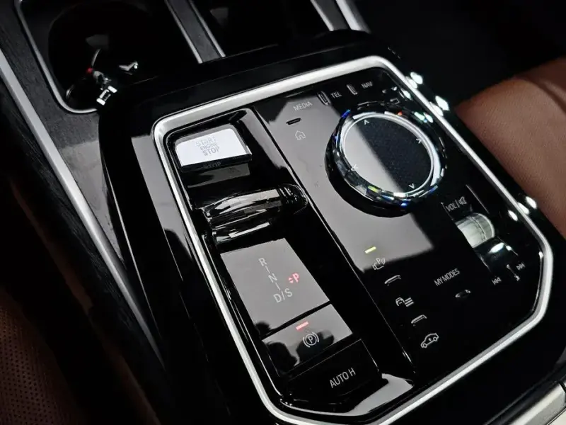 2024 BMW 7 серии с пробегом 36 652 км